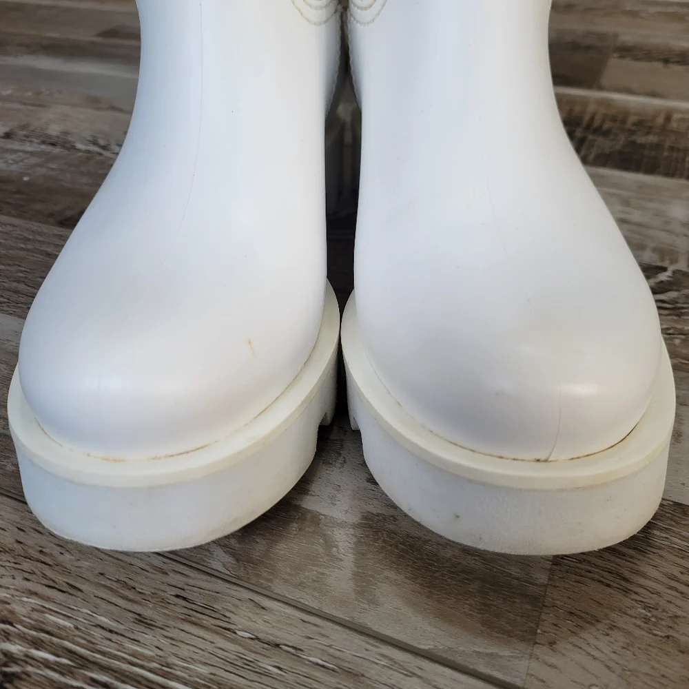(RED) Valentino Wellington White Rain Boots Size 37